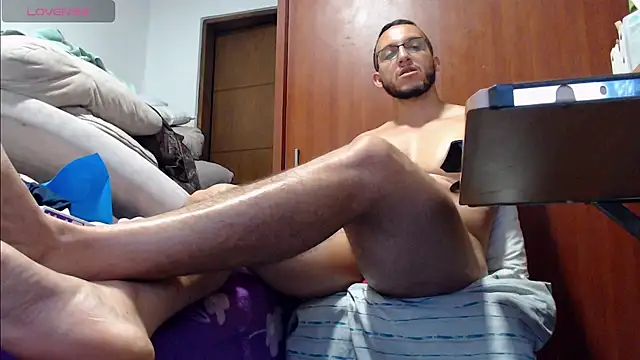 Snapshot of MarcusMilarc chatting on January 2025 02:27:02 AM MarcusMilarc online show from January 2025 02:27:02 AM