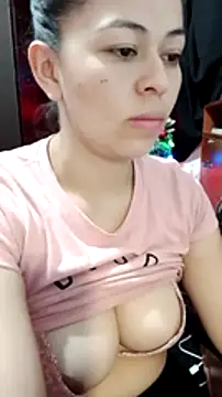 Snapshot of mayhott2 chatting on December 2024 01:15:02 AM mayhott2 online show from December 2024 01:15:02 AM