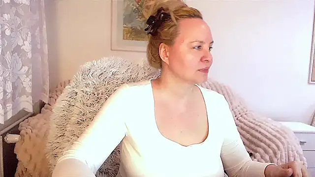 Snapshot of Sarah4you chatting on January 2025 09:36:01 PM Sarah4you online show from January 2025 09:36:01 PM