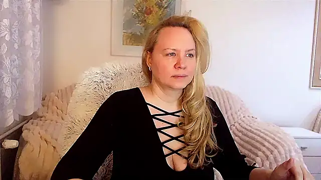 Snapshot of Sarah4you chatting on January 2025 04:57:02 PM Sarah4you online show from January 2025 04:57:02 PM