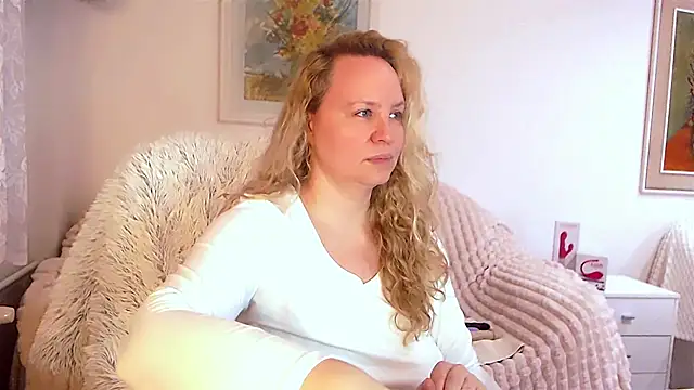 Snapshot of Sarah4you chatting on January 2025 09:36:01 PM Sarah4you online show from January 2025 09:36:01 PM