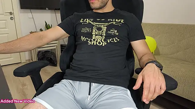 Emre Ty online show from September 2025 05:26:03 PM