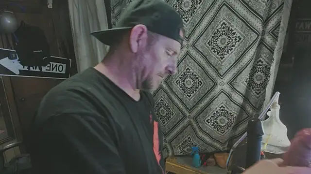 Snapshot of sex4fun_21 chatting on November 2025 12:18:02 PM sex4fun 21 online show from November 2025 12:18:02 PM