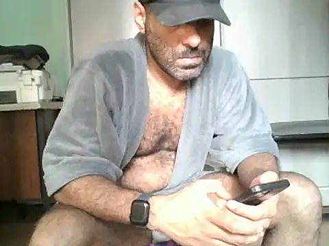 Snapshot of MILITARS chatting on March 2025 07:39:01 PM MILITARS online show from March 2025 07:39:01 PM