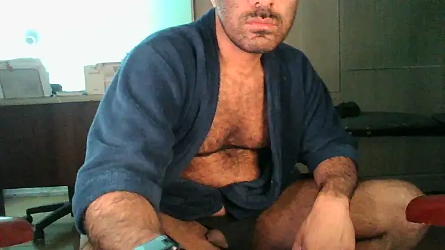 Snapshot of MILITARS chatting on September 2025 10:43:01 PM MILITARS online show from September 2025 10:43:01 PM