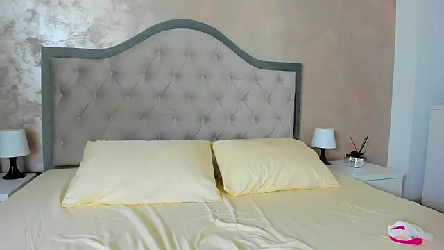 JennaMyers online show from October 2025 07:20:02 PM