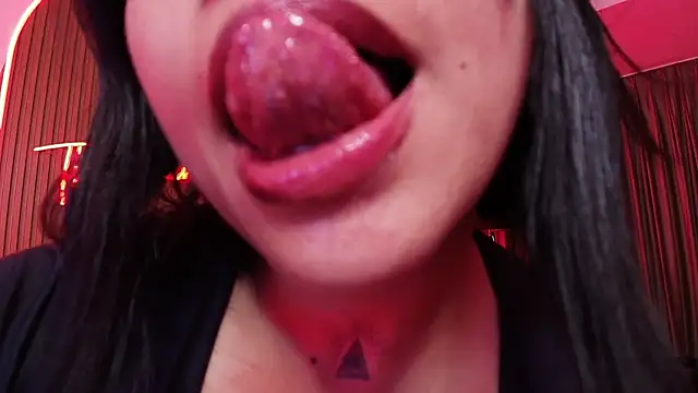 arianna smith  online show from January 2025 01:34:02 AM