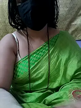 Snapshot of Rising_Smiler chatting on December 2024 05:44:01 PM Rising Smiler online show from December 2024 05:44:01 PM