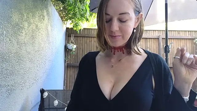 Snapshot of TopsyWilde chatting on October 2025 07:56:01 AM TopsyWilde online show from October 2025 07:56:01 AM