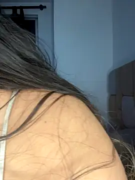 Snapshot of RsellAmb chatting on November 2025 04:34:02 AM RsellAmb online show from November 2025 04:34:02 AM