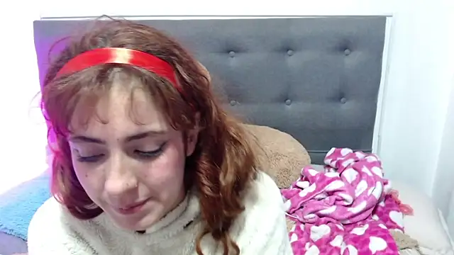 sarah lovesu online show from March 2025 10:55:02 PM