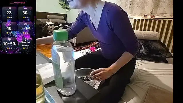 Snapshot of Analimado18 chatting on October 2025 04:55:01 PM Analimado18 online show from October 2025 04:55:01 PM