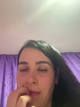 Snapshot of cristalbaby2 chatting on October 2025 01:17:02 AM cristalbaby2 online show from October 2025 01:17:02 AM