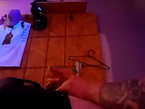 Snapshot of Jewfish420 chatting on December 2024 08:00:02 AM Jewfish420 online show from December 2024 08:00:02 AM