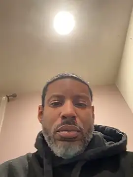 Snapshot of SlightEvidence chatting on January 2025 10:59:02 AM SlightEvidence online show from January 2025 10:59:02 AM