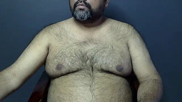 hairysubcub 70 online show from February 2025 07:13:02 AM