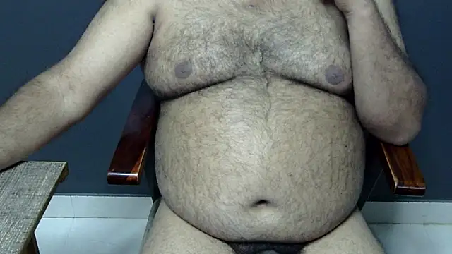 hairysubcub 70 online show from February 2025 01:21:02 PM