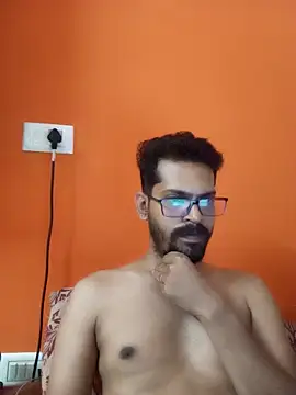 arhan3043 online show from October 2025 09:52:01 AM