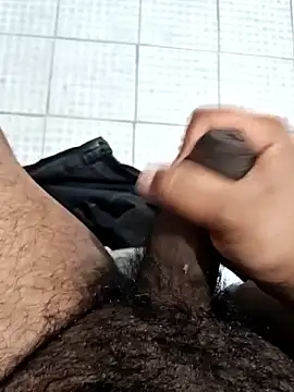 Snapshot of Gerardo31017 chatting on November 2025 06:19:01 AM Gerardo31017 online show from November 2025 06:19:01 AM