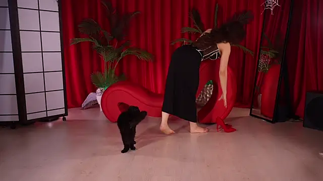 Snapshot of KittyCaitlin chatting on October 2025 05:53:01 PM KittyCaitlin online show from October 2025 05:53:01 PM