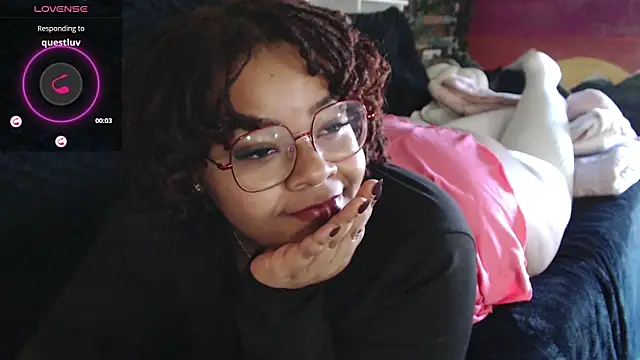 Snapshot of -khayaparker chatting on December 2024 07:50:02 PM -khayaparker online show from December 2024 07:50:02 PM