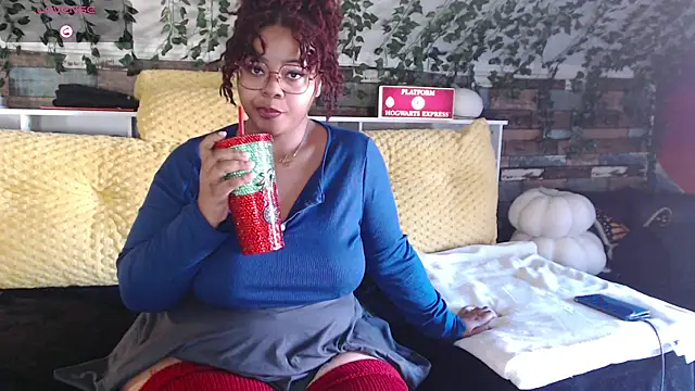 Snapshot of -khayaparker chatting on January 2025 02:30:01 PM -khayaparker online show from January 2025 02:30:01 PM