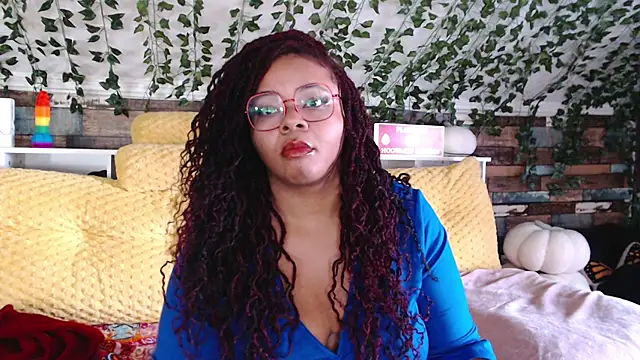 Snapshot of -khayaparker chatting on February 2025 03:00:01 PM -khayaparker online show from February 2025 03:00:01 PM