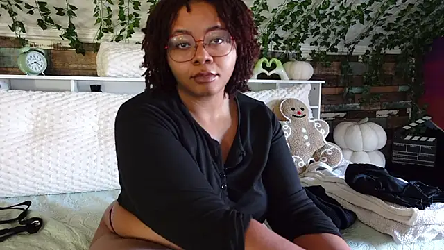 Snapshot of -khayaparker chatting on March 2025 01:20:01 PM -khayaparker online show from March 2025 01:20:01 PM