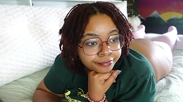 Snapshot of -khayaparker chatting on March 2025 03:59:01 PM -khayaparker online show from March 2025 03:59:01 PM