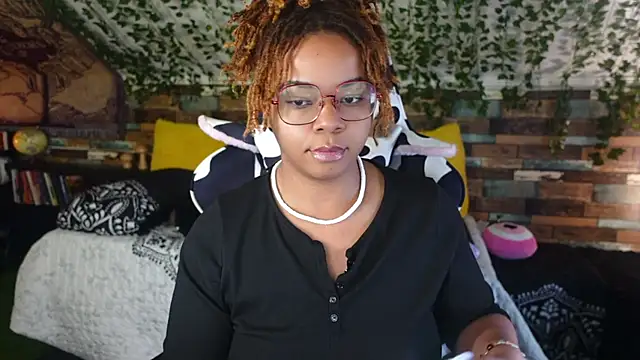 Snapshot of -khayaparker chatting on September 2025 03:44:01 PM -khayaparker online show from September 2025 03:44:01 PM