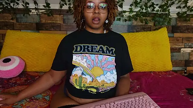 Snapshot of -khayaparker chatting on September 2025 11:42:01 AM -khayaparker online show from September 2025 11:42:01 AM