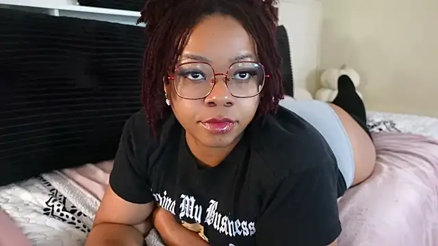 Snapshot of -khayaparker chatting on November 2025 05:46:02 PM -khayaparker online show from November 2025 05:46:02 PM