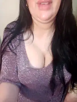 Snapshot of Queen_sousou chatting on March 2025 11:05:01 PM Queen sousou online show from March 2025 11:05:01 PM