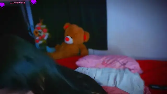 Mishukitty online show from September 2025 12:41:02 PM