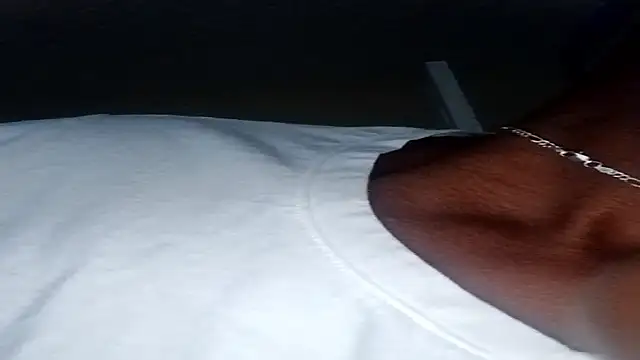 Snapshot of RinsingWood84 chatting on November 2025 12:17:01 PM RinsingWood84 online show from November 2025 12:17:01 PM