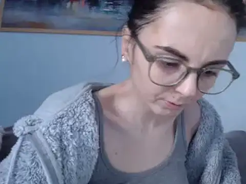 cleophee online show from February 2025 08:13:02 AM