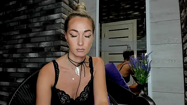 StarryHanna online show from January 2025 08:16:01 PM