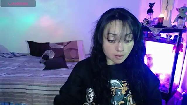 Snapshot of Alexa-Sweet69 chatting on October 2025 09:22:01 PM Alexa-Sweet69 online show from October 2025 09:22:01 PM