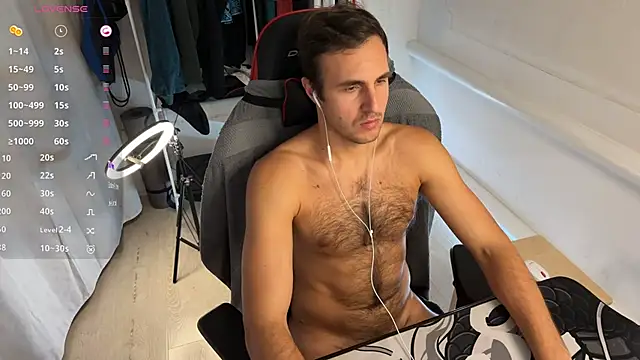 Raamoss online show from October 2025 09:28:02 PM