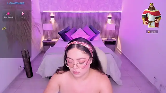 emmy walker online show from October 2025 11:09:01 AM