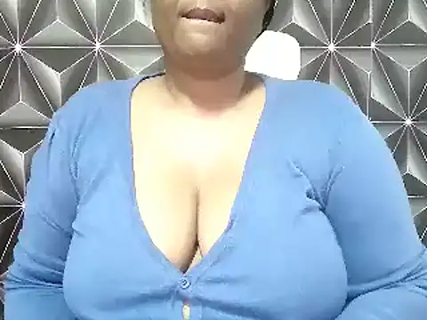 Snapshot of IndianDelia chatting on October 2025 09:56:01 PM IndianDelia online show from October 2025 09:56:01 PM