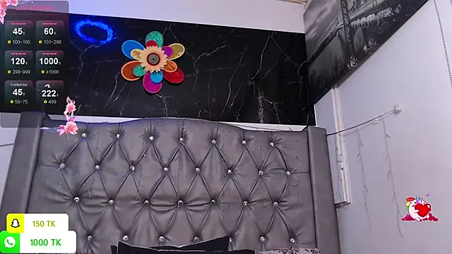 Snapshot of LAILAGUMMY chatting on November 2025 02:18:02 PM LAILAGUMMY online show from November 2025 02:18:02 PM