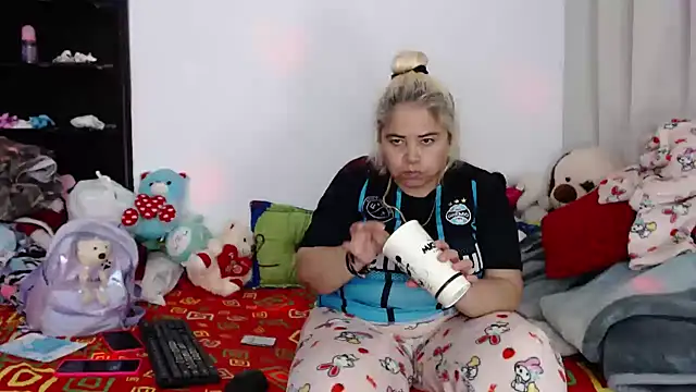 estrellita fugaz16x online show from December 2024 03:40:02 AM