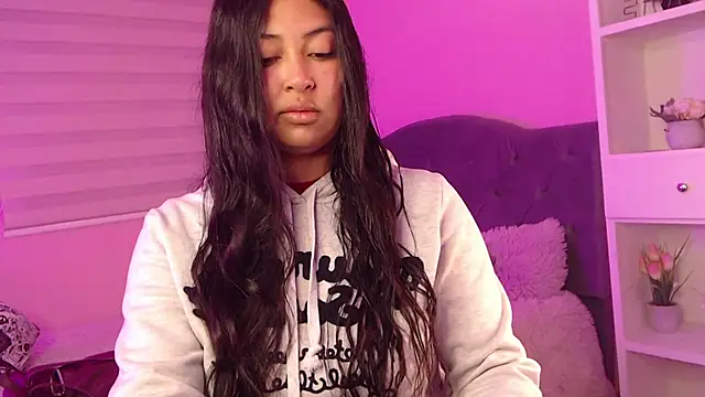 Snapshot of Pocahontas_power chatting on January 2025 05:15:01 PM Pocahontas power online show from January 2025 05:15:01 PM