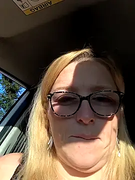 winniess40 online show from December 2024 09:50:01 AM