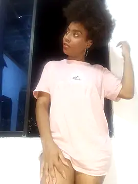 Snapshot of thaimy_ chatting on October 2025 11:49:01 PM thaimy online show from October 2025 11:49:01 PM