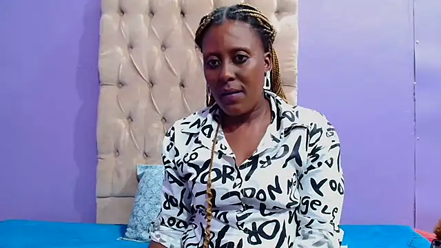 Snapshot of SLUTYLISA chatting on November 2025 11:58:02 PM SLUTYLISA online show from November 2025 11:58:02 PM