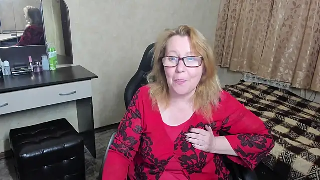 Frau Marta online show from March 2025 05:15:01 PM
