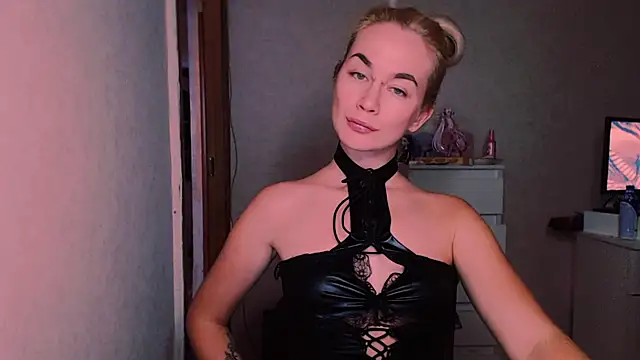 xxxcharismaaa online show from October 2025 07:33:02 PM