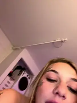 Snapshot of chloetease chatting on December 2024 12:30:01 AM chloetease online show from December 2024 12:30:01 AM